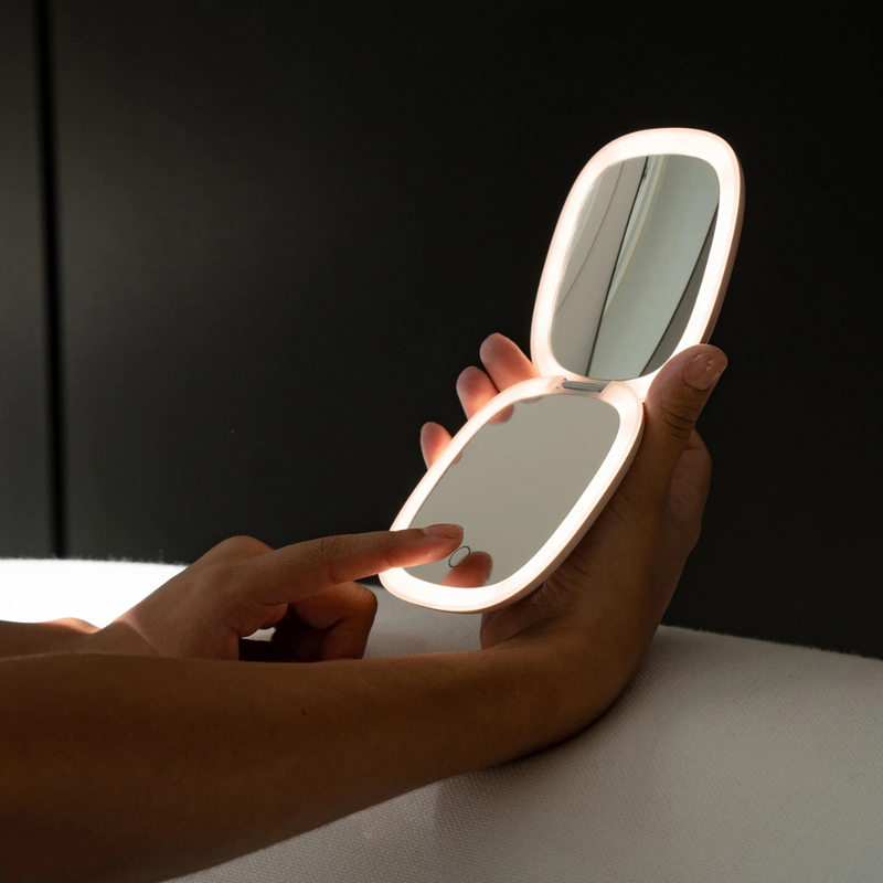LumiReflect™ Makeup Mirror
